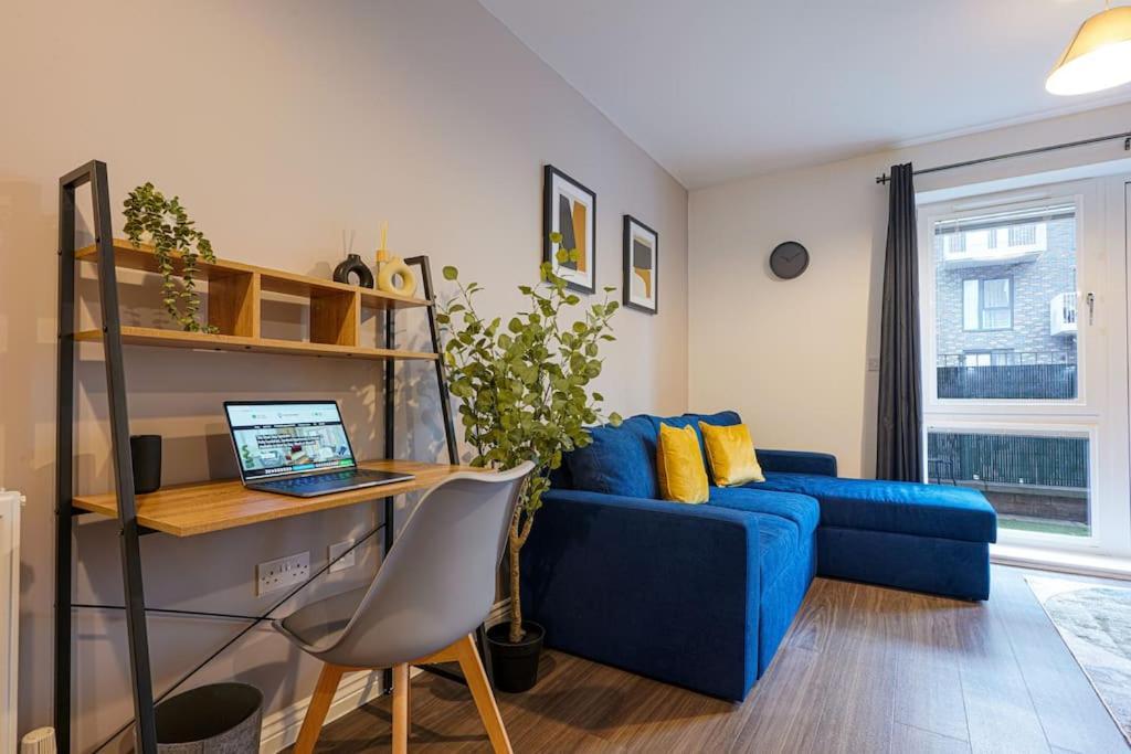 Luxury Campbell Park Apartments In Central Mk With Balcony, Free Parking & Smart Tv With Netflix By Yoko Property Milton Keynes Kültér fotó