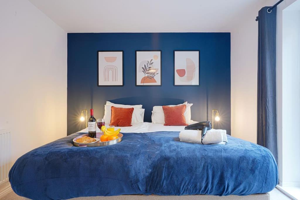 Luxury Campbell Park Apartments In Central Mk With Balcony, Free Parking & Smart Tv With Netflix By Yoko Property Milton Keynes Kültér fotó
